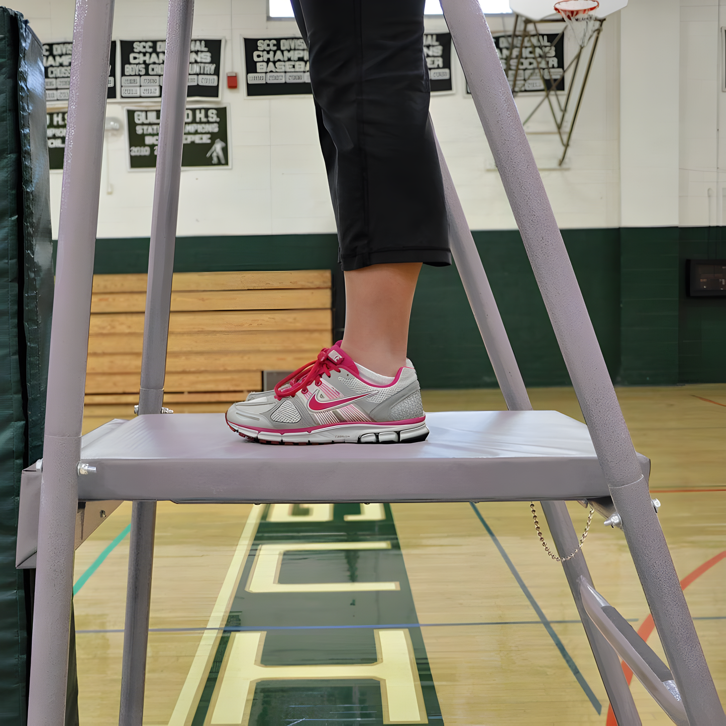 Jaypro Mega Ref Folding Volleyball Referee Stand – 300 lb Capacity | Portable, Stable Platform for Competitive Play – VRS-8000