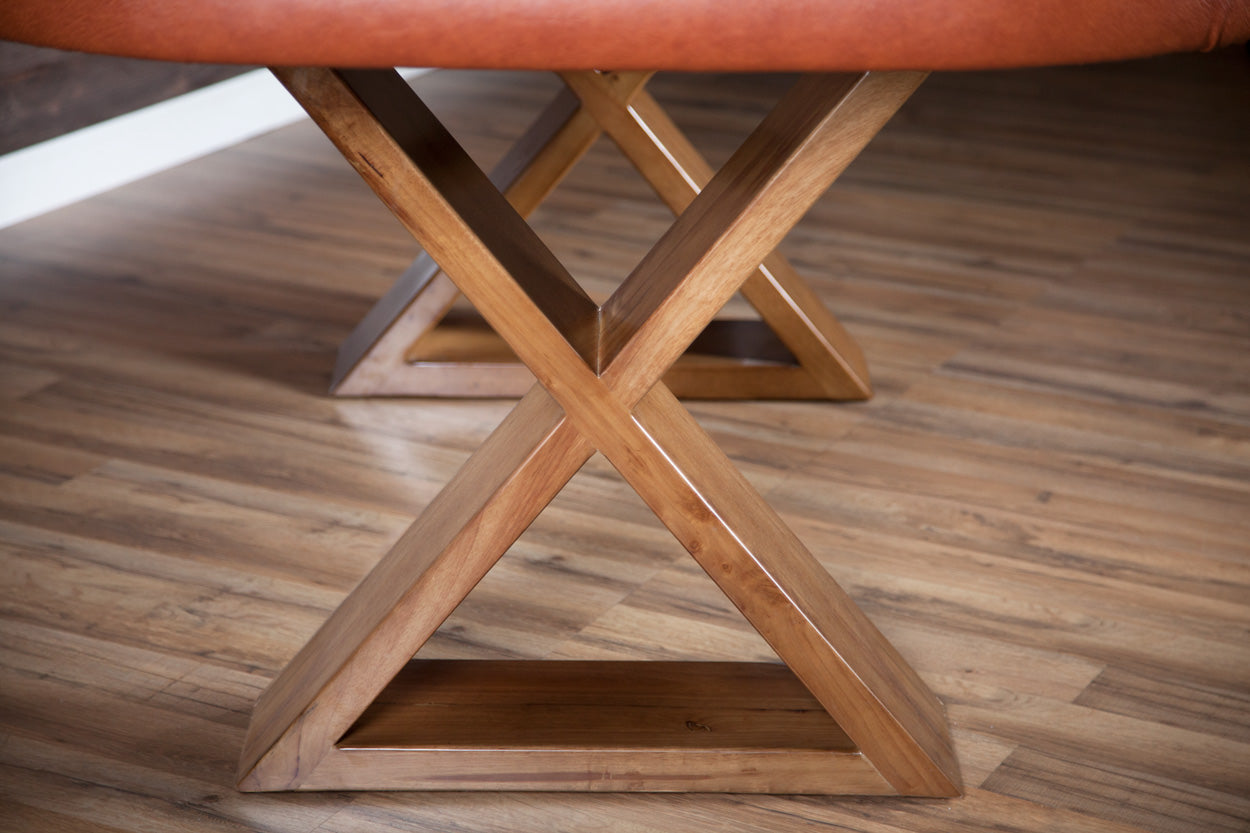 helmsley poker table