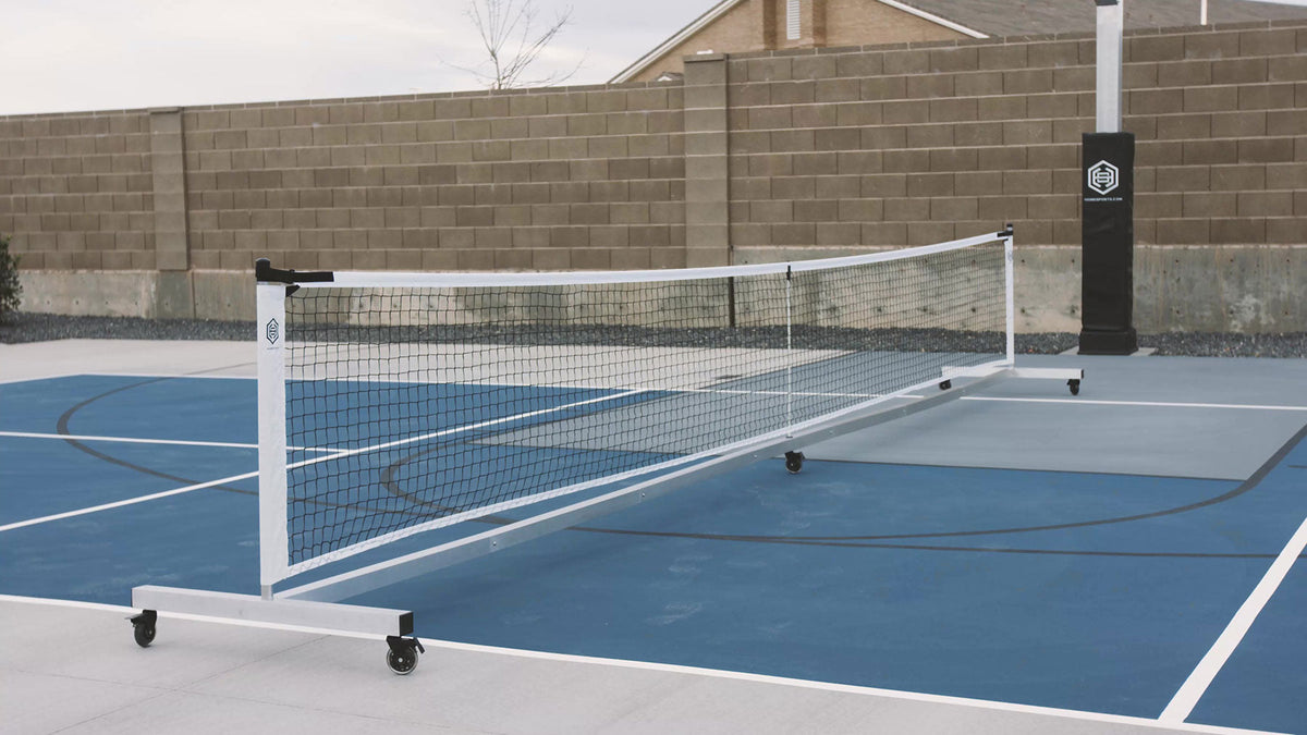 Dominator Portable Pickleball Net Dominator