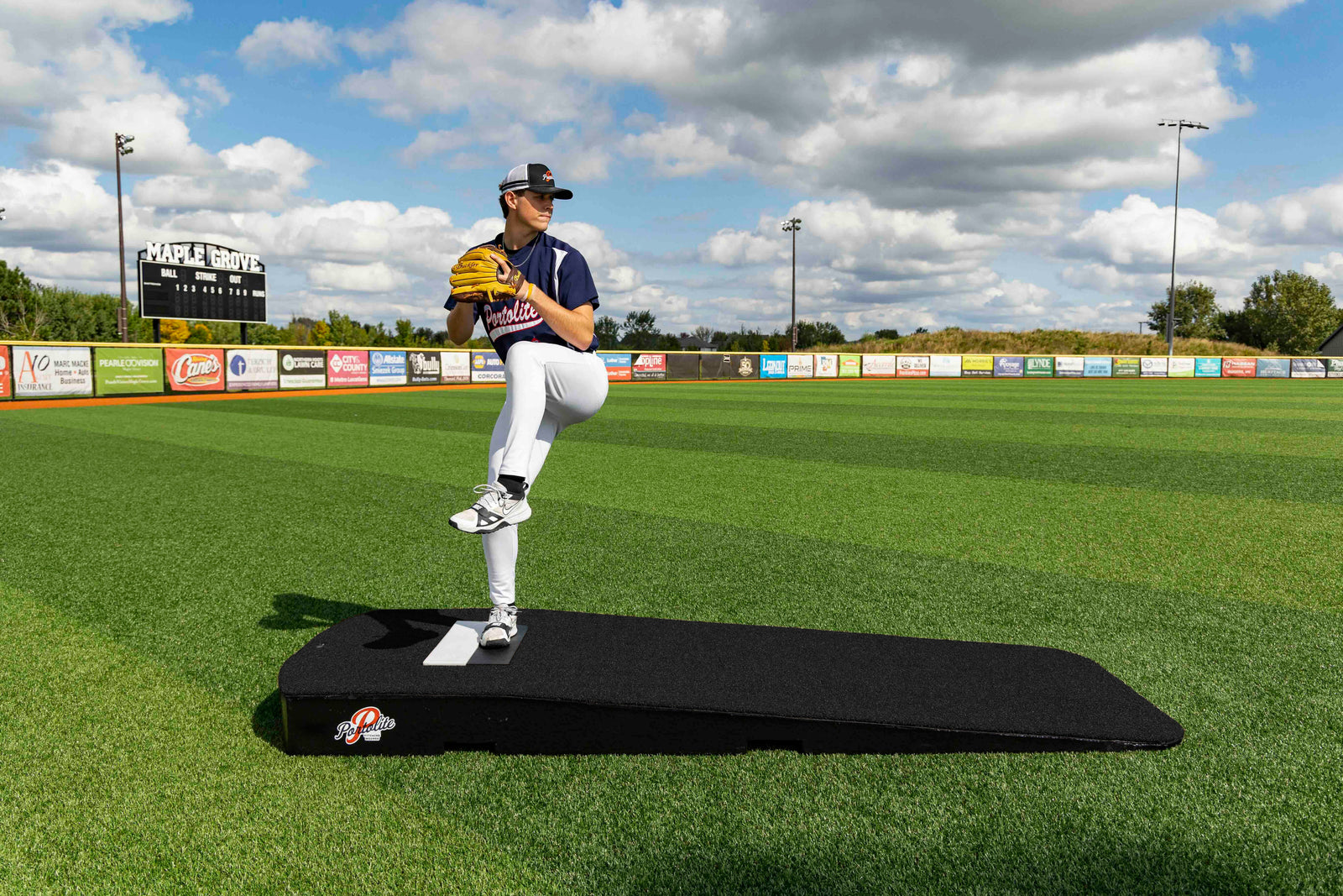 Portolite STANDARD One-Piece Practice Mound Portolite