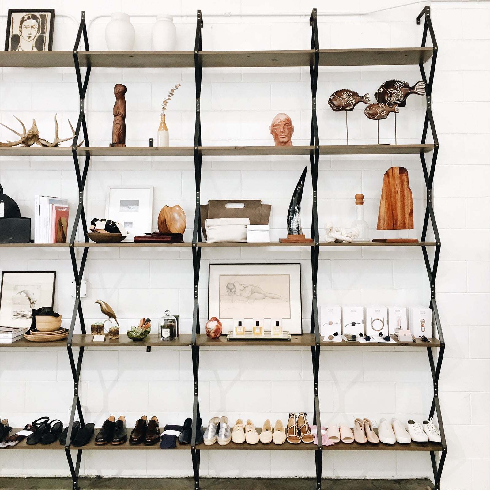 District Mills Rhombus Shelf