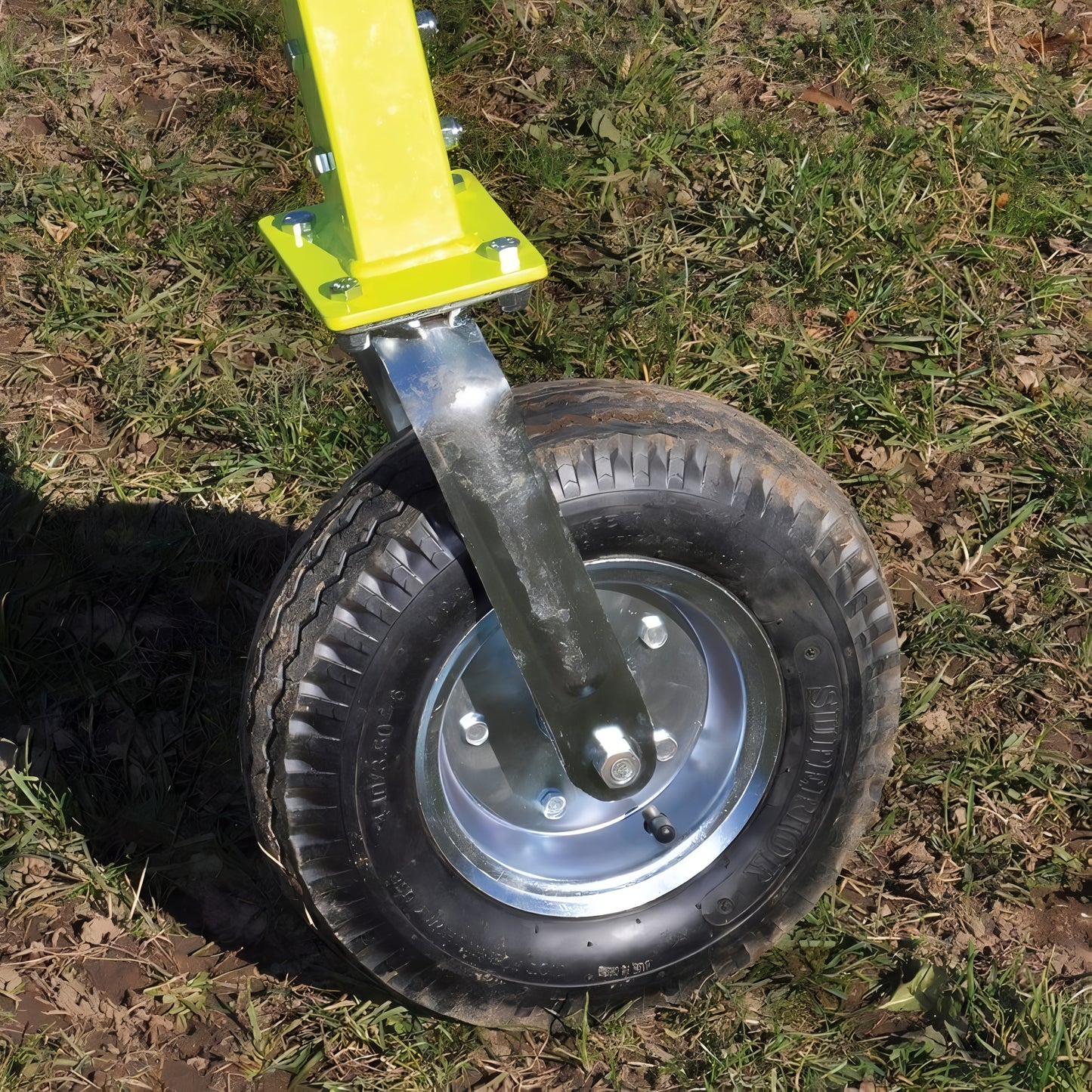 Jaypro Lowdown Football Linemen Chute – 6' x 30' | Heavy-Duty Training Tunnel for Stance & Drive Drills (FBLC-30)