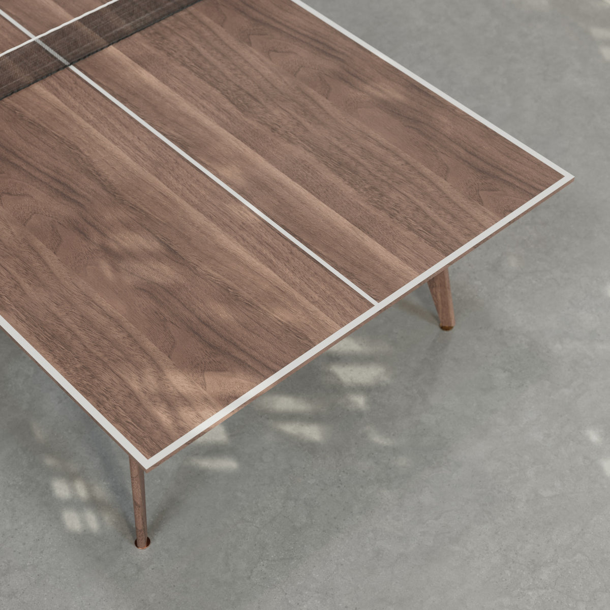 District Mills Featherlight Ping Pong Table