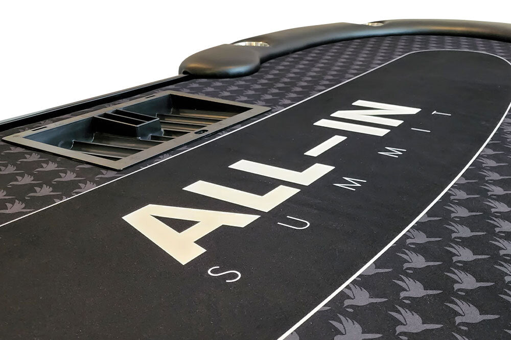 Prestige poker table